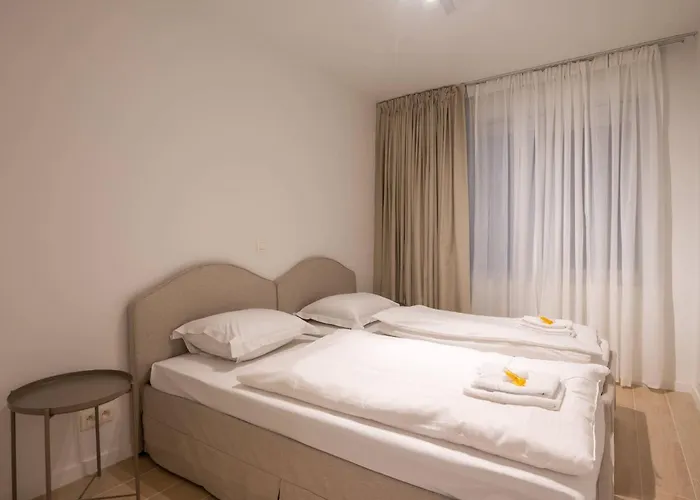 New Flat On A Top-level Location For 6 *